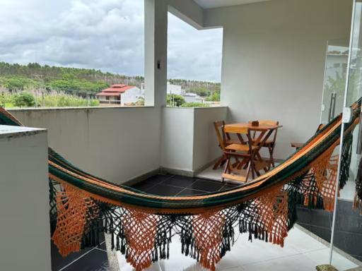 Xodó da Praia - amplo apartamento 3 qts 260 m da praia - Housity