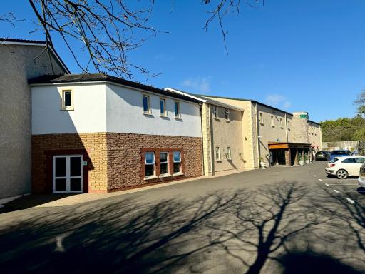 The Hedges Hotel - Housity