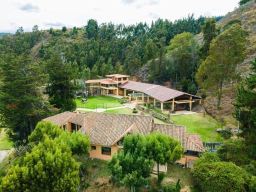 Chalet Campestre la Peseta - Housity