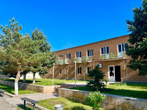 Ayg Hotel and Sport Complex Ararat - Housity