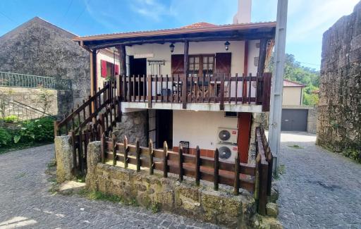 Casa das Marias by Gerês Casas - Housity