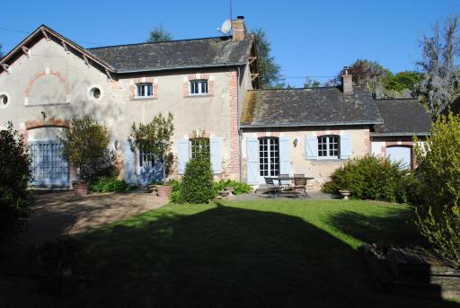 Au calme dans la campagne du Haut Anjou - Housity