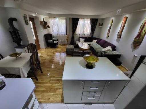 Apartments center Zorić - Housity