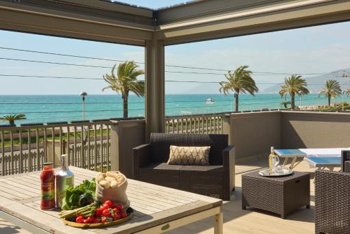 Terrazza sul mare a Pietra Ligure - Housity