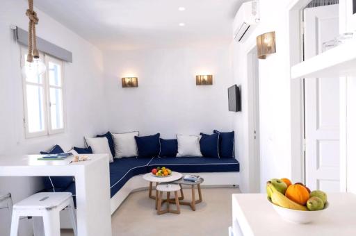 Hyades - Downtown Suites, Mykonos Town - Housity