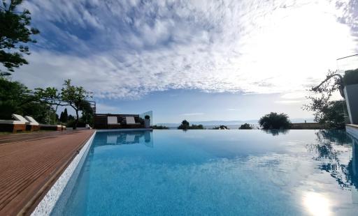 Gina Studios - Housity