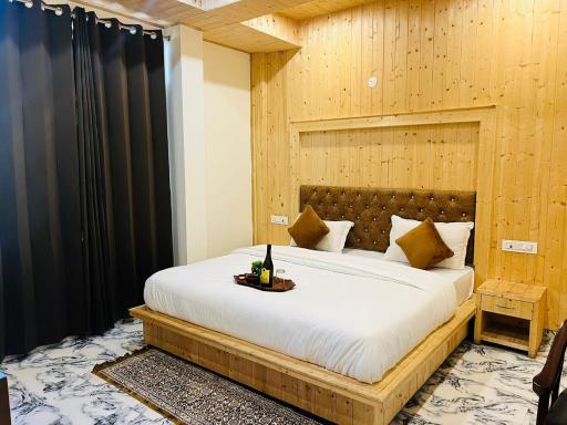 Bed&Breakfast Samarth kasauli hills - Housity
