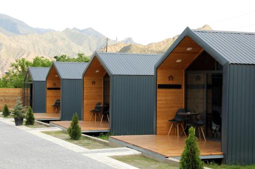 NICE HOUSE HOTEL Meghri - Housity