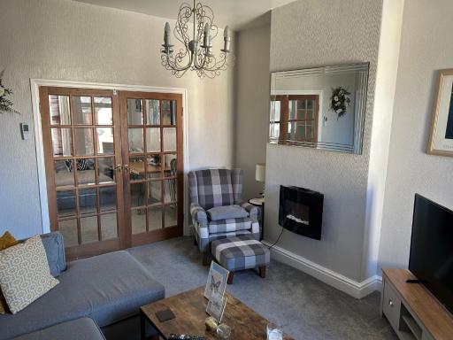 1 bedroom spacious apartment - Housity