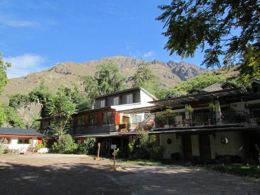 Hostal Los Peñones - Housity