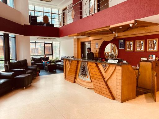 Hamara Lodge - Housity