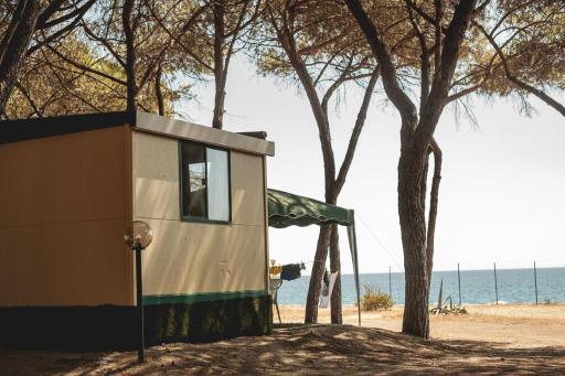 Camping Cammello Grigio - Housity