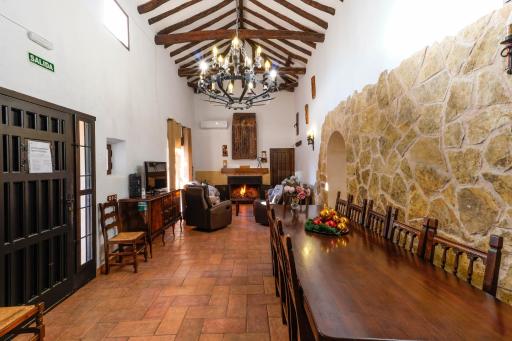Casa Rural Finca Los Olivos - Housity