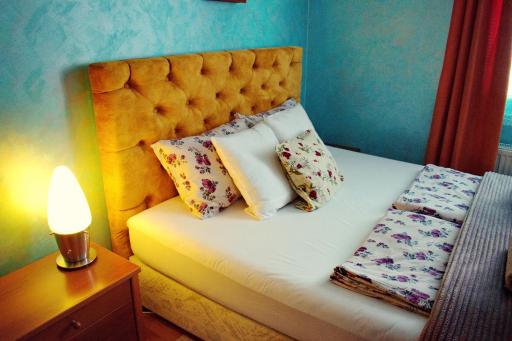 Marilyn Apartments - Housity