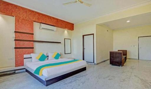 Hotel ALBA VALLEY - Housity