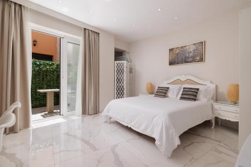 Corfu Town Luxury Studios -D - Housity