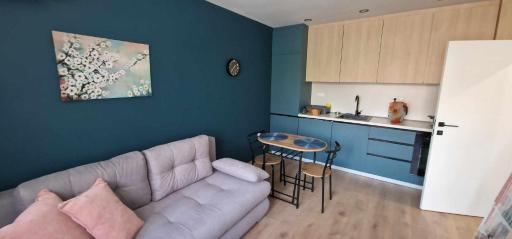 Апартамент ТАНЯ Top center location and free parking, self check-in - Housity