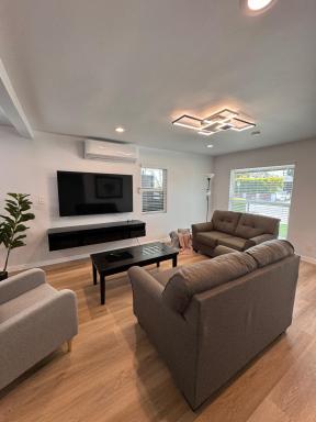 Modern 2BR Stylish & Cozy Unit - Hizvo