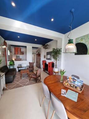 Studio Blank - Arthouse - Housity