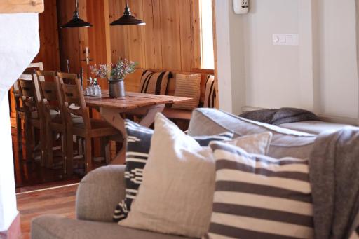 Fryksas Chalet - Housity