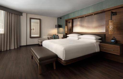 Seattle Airport Marriott - Housity