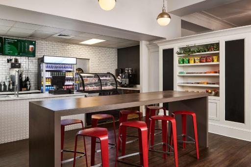 Redmont Hotel Birmingham - Curio Collection by Hilton - Housity