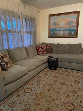 House next to the golf course - Housity
