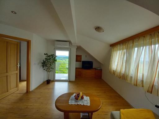 Franka - Housity