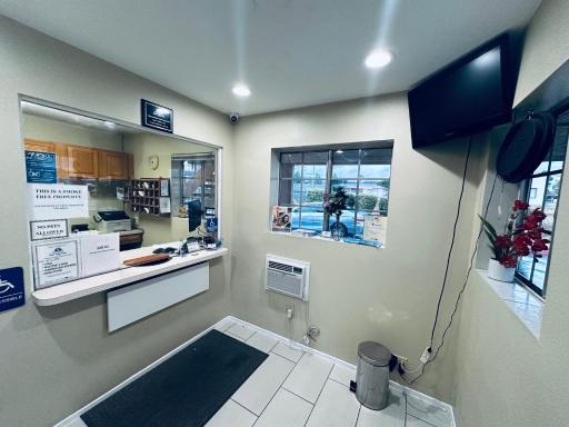 Americas Best Value Inn Calimesa - Housity