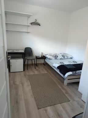 Staś-przy szkole nr3 w Skawie - Housity