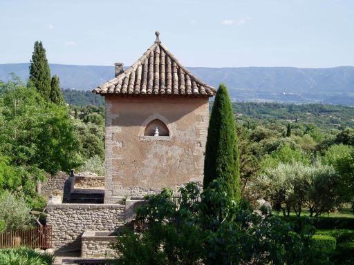 La Tour des Beaumes à GORDES avec Piscine Privée - - Housity