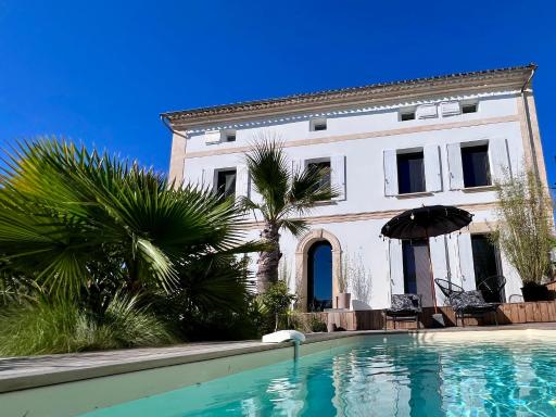 La Villa Tonga - Chambres d'hôtes à Fronsac - Housity