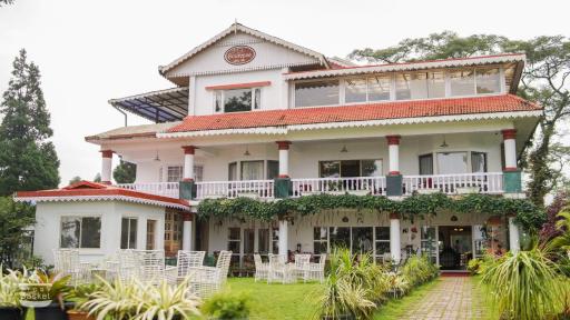 Sourenee Tea Estate - Housity