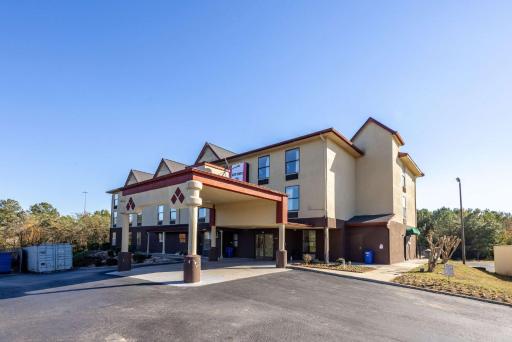 Clarion Pointe - Housity