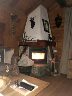 "CHALET dei FIORI" room & apartment - Housity