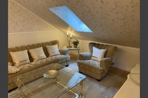 Ferienwohnung 28 am Saseler Markt 4 Schlafzimmer renoviert - Housity