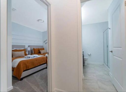 Spectacular Condo 2BED 2BA Resort Waterpark Fun By Champions Gate - Housity