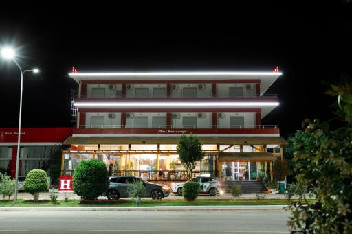 Autogrill Hotel restaurant & Camping - Housity