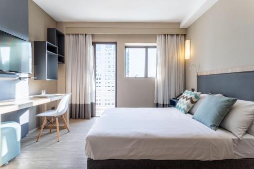 Charlie Alphaville - Housity