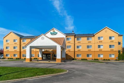 Quality Inn & Suites - Housity