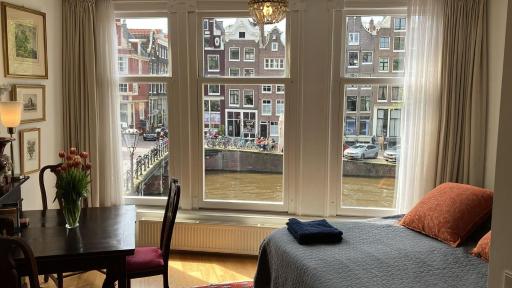 Canal View B&B Amsterdam - Housity