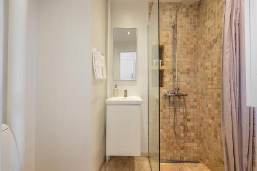 Large Flat with Canal View in Central CPH City - Housity
