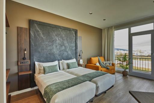 Apartamentos Silken Fontibre Iberia & Spa - Housity