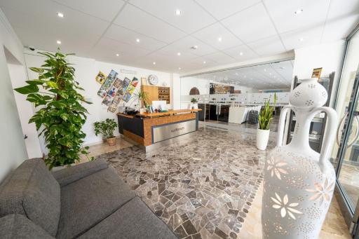 Hotel Auditorium - Housity