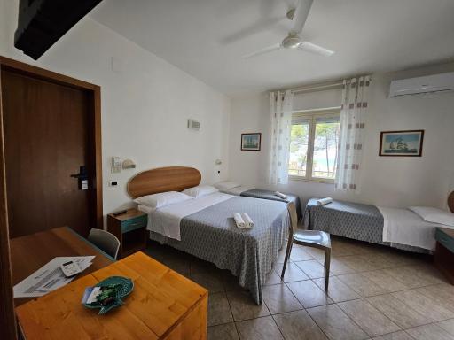 Hotel Cerrano - Housity