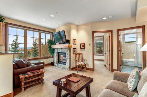 Park Avenue Lofts 206 by Great Western Lodging - Housity
