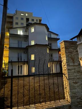 Stone Villa Shengjin - Housity