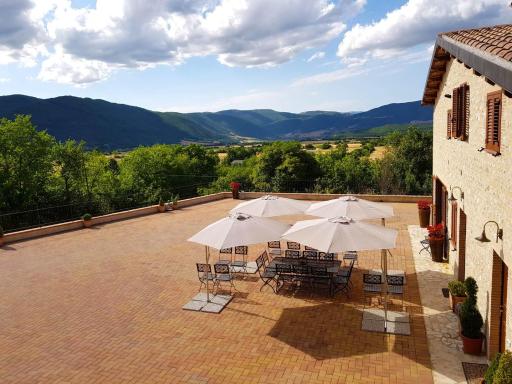 Agriturismo Casale Tozzetti - Housity