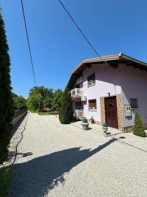 EMRAH RIVER UNA - Housity