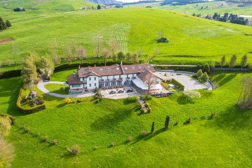 Villa Bonomo Charme Hotel - Housity